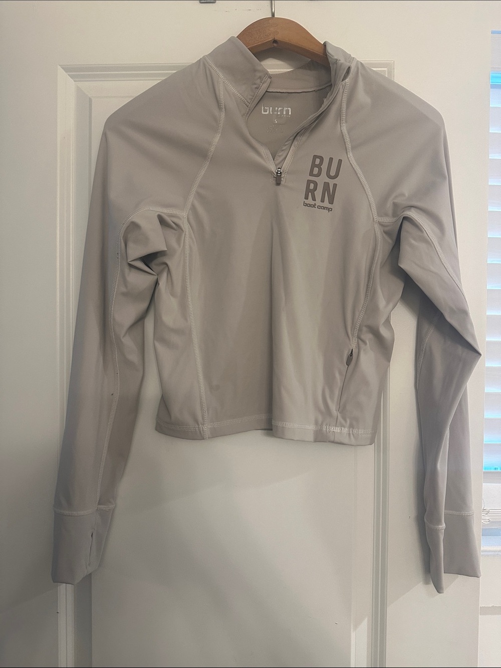 Burn Base Camp Women's Beige Half-Zip Lightweight Jacket